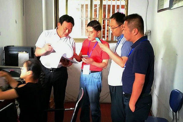 金安:市区联动督查端午节期间作风建设